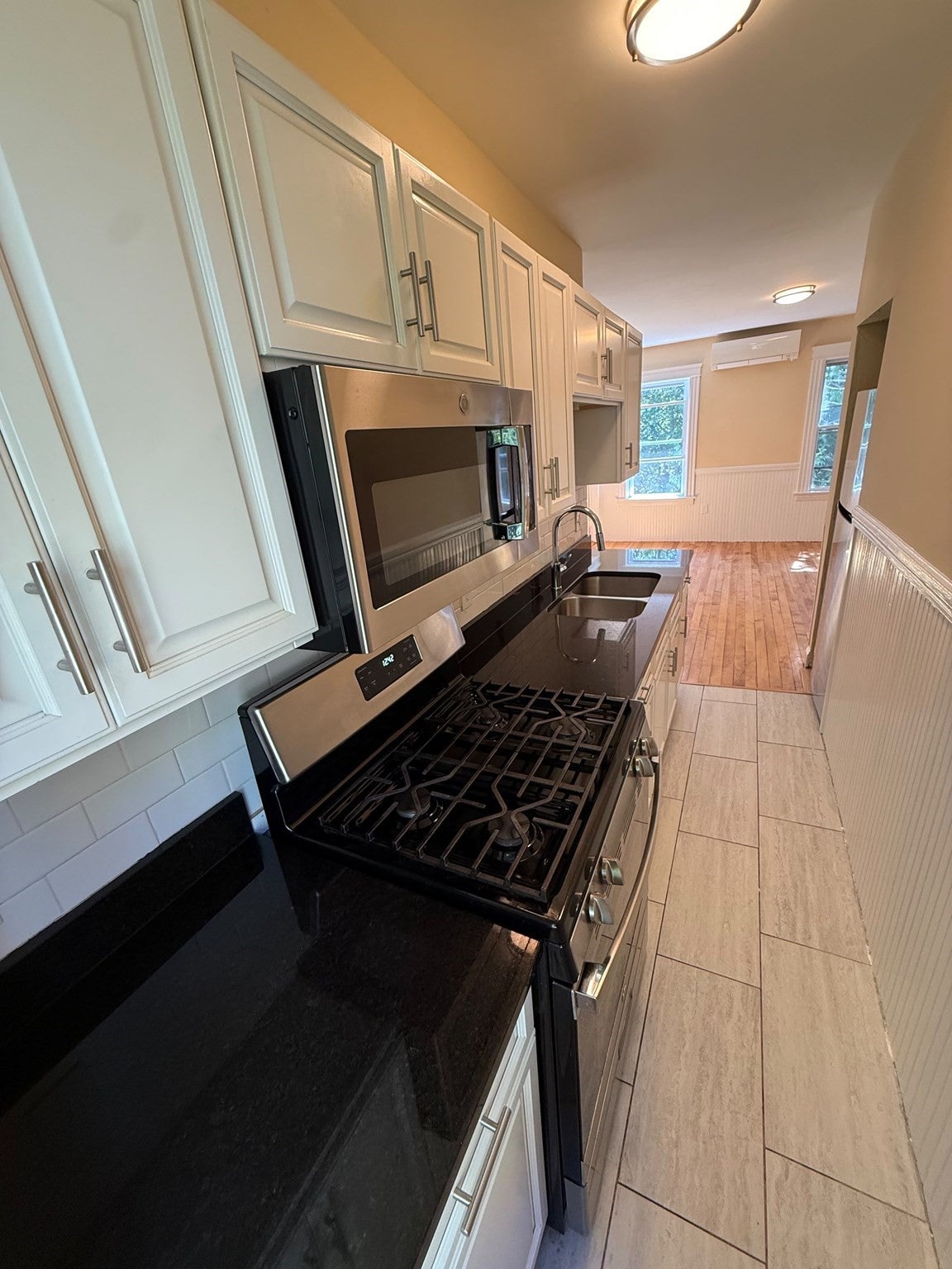 137-A Eastern Ave #3, Worcester, MA, 137-A Eastern Ave #3, Worcester, MA Photo #7