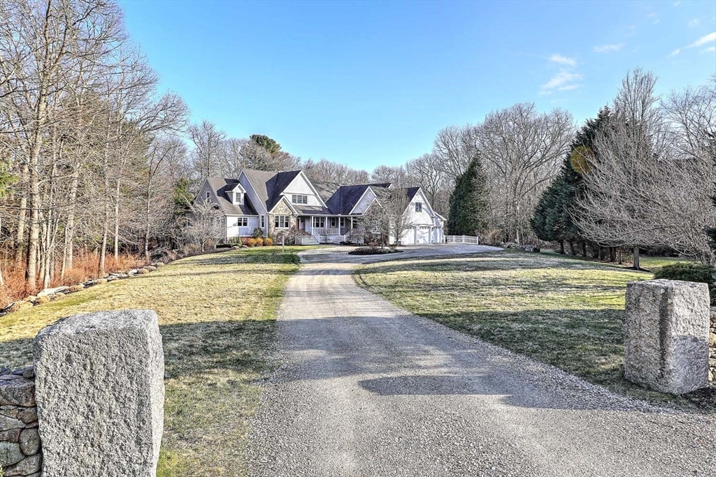 24 White Alder Way