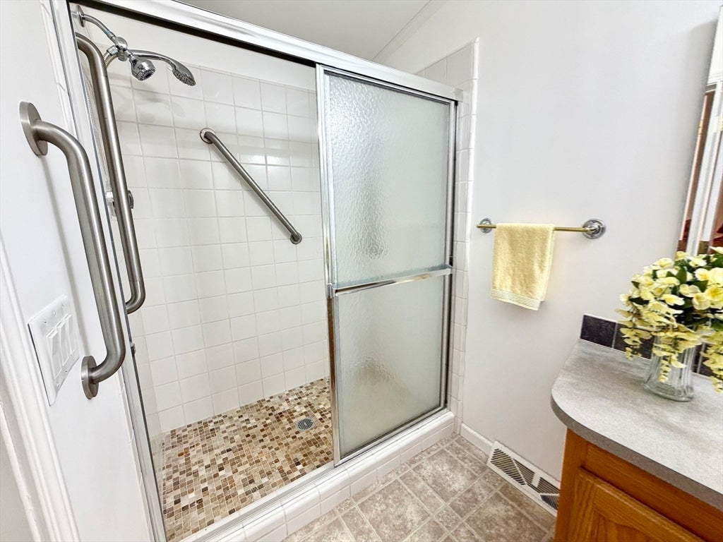408 Green Street, Middleboro, MA Photo #21