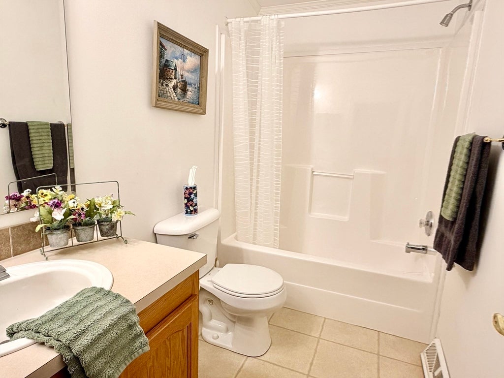 408 Green Street, Middleboro, MA Photo #29