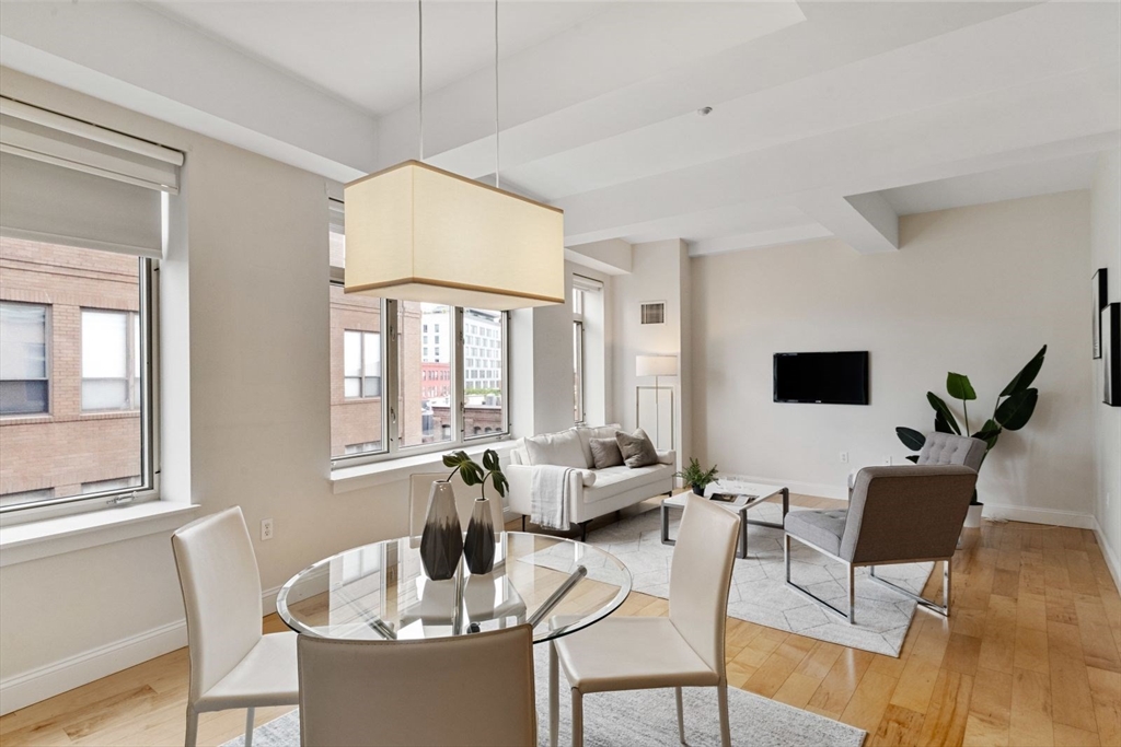 35 Fay St 607