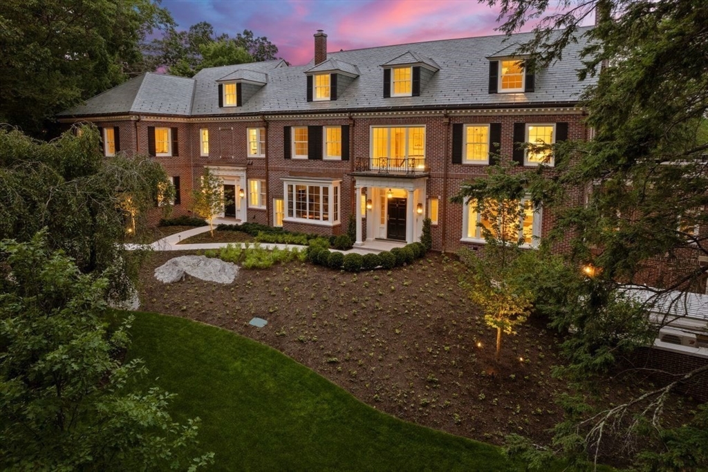 9 The Ledges