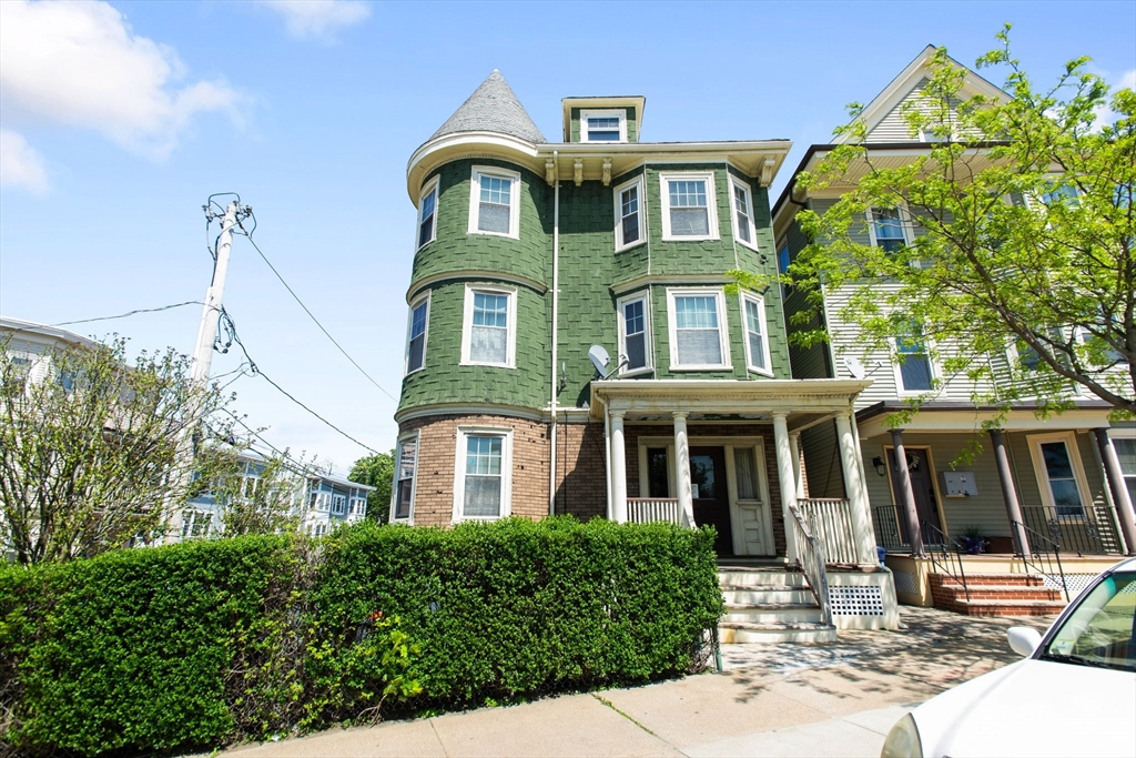 16 Neponset Ave