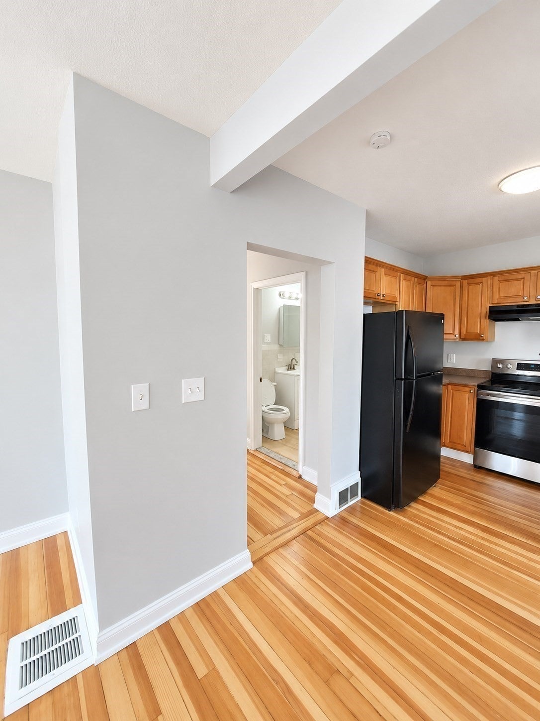 16 Mayview Terrace #2, Malden, MA, 16 Mayview Terrace #2, Malden, MA Photo #4