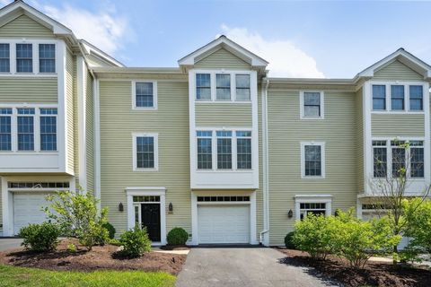 931 Lagrange St 931 Boston MA 02132