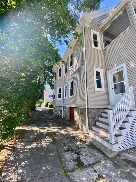 14 Welton Road