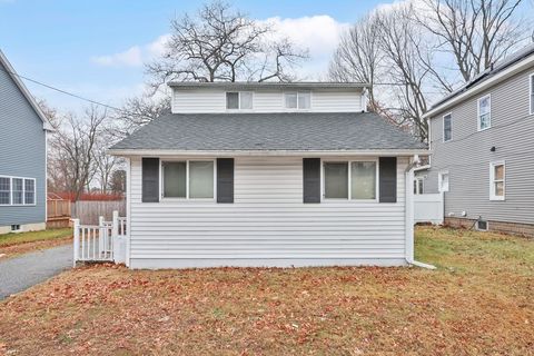 Photo of 36 Emily St, Springfield, MA 01109 (MLS # 73463641)