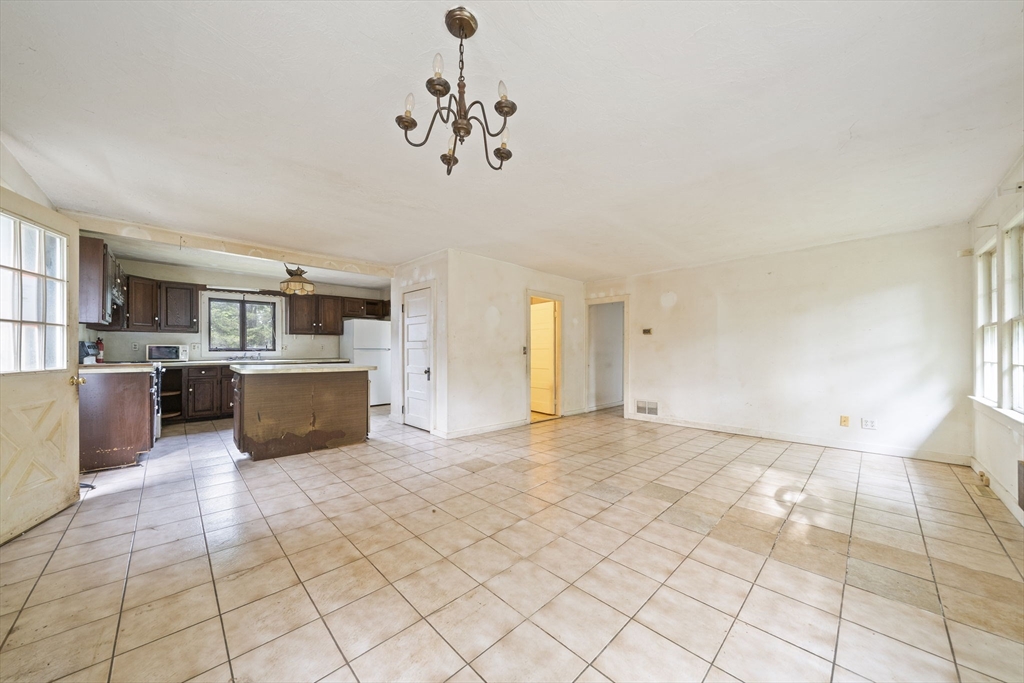 54 Manomet Point Rd