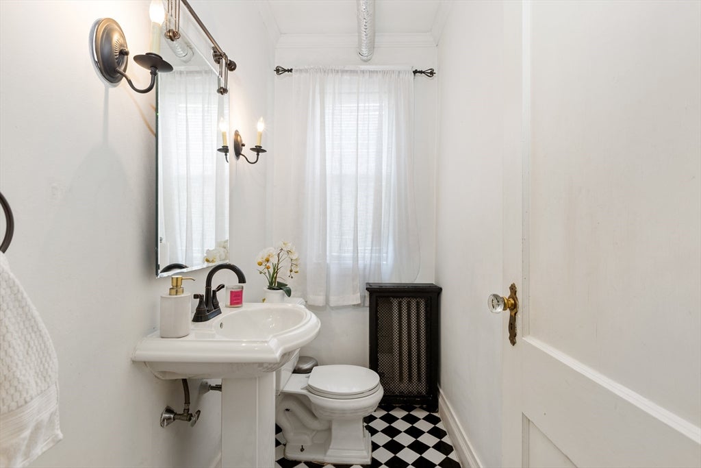 16 Logan St, Lawrence, MA, 16 Logan St, Lawrence, MA Photo #23