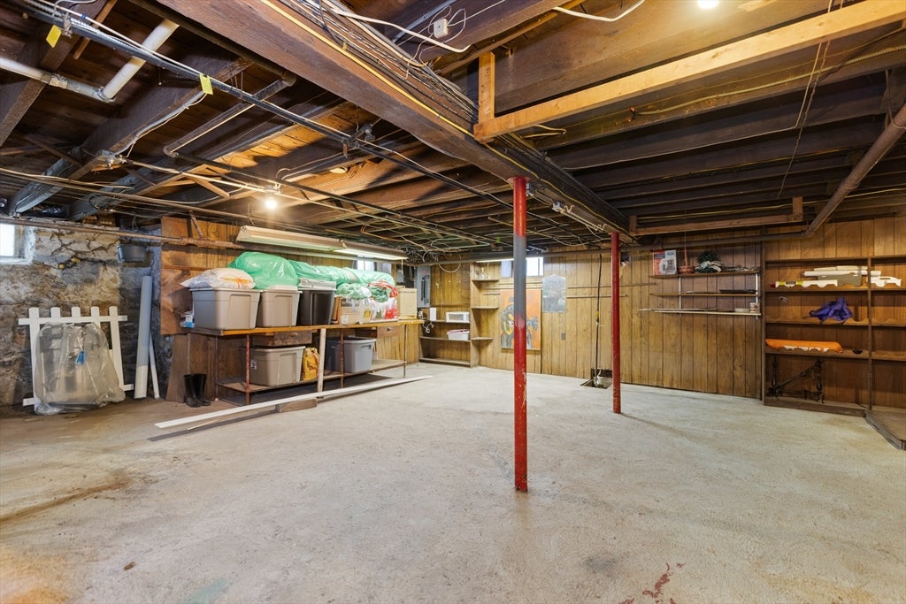 16 Logan St, Lawrence, MA, 16 Logan St, Lawrence, MA Photo #37