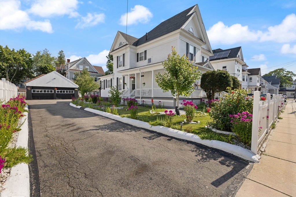 16 Logan St, Lawrence, MA, 16 Logan St, Lawrence, MA Photo #3