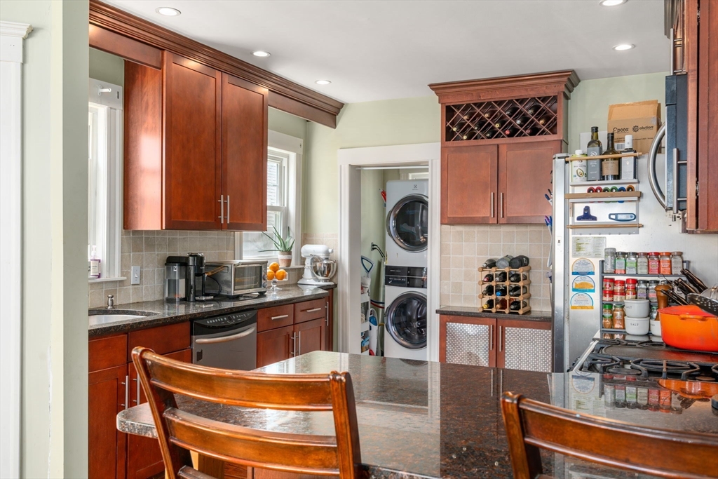 74 Bradfield Ave