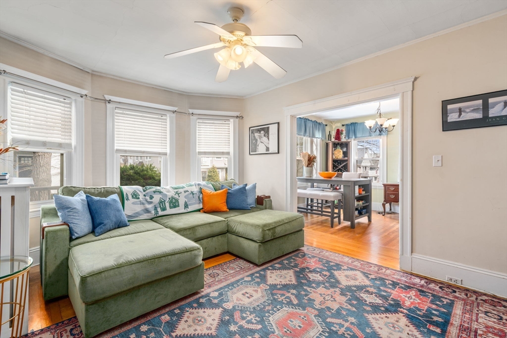 74 Bradfield Ave