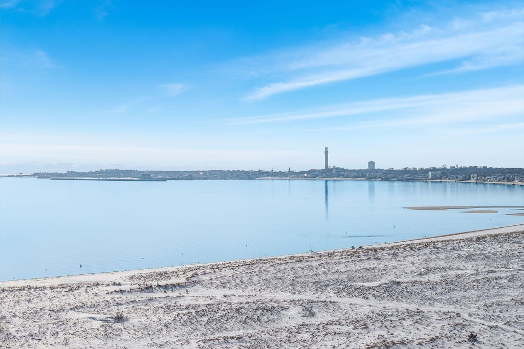 945 Commercial Street Unit 3D