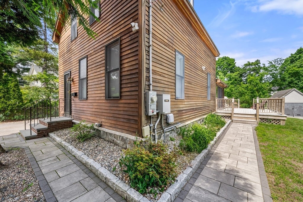 88 Rockland Street