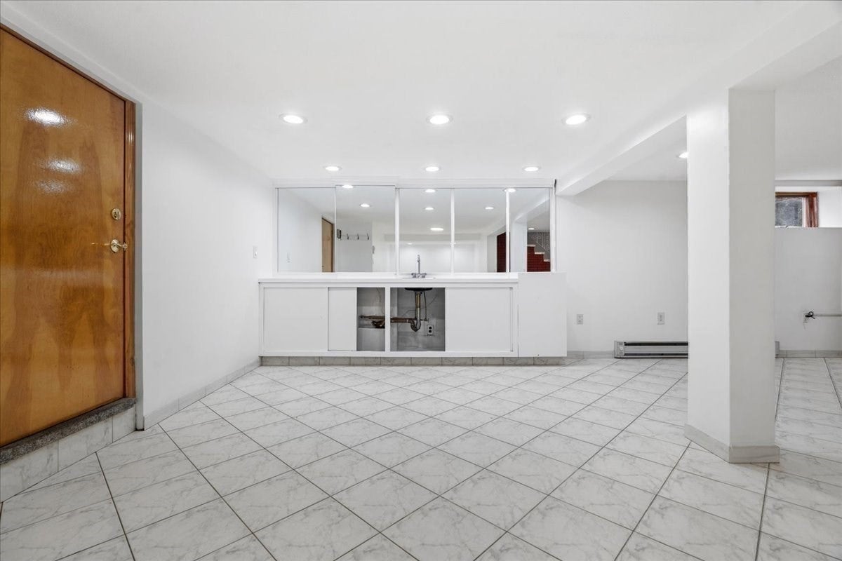 6 Burbank Rd, Medford, MA, 6 Burbank Rd, Medford, MA Photo #33