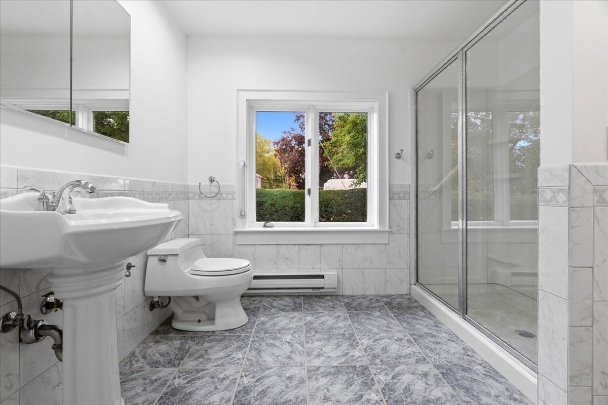 6 Burbank Rd, Medford, MA, 6 Burbank Rd, Medford, MA Photo #29