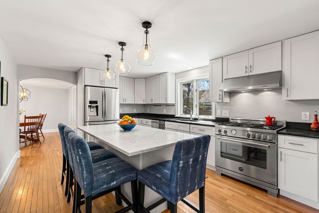 11 Woodbridge Rd