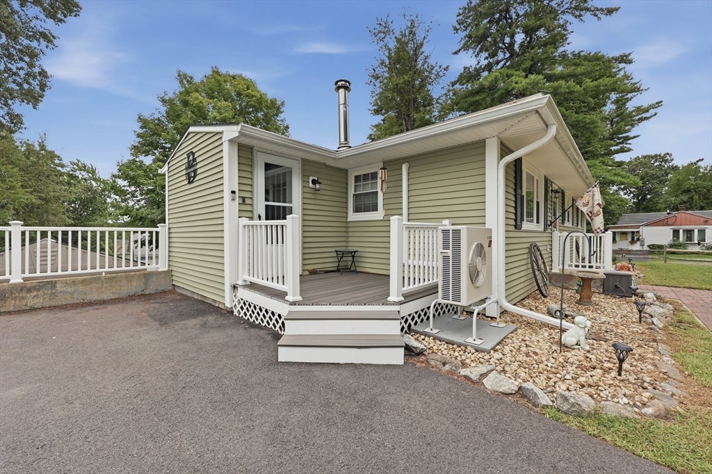 4 Olive Dr, Leominster, MA, 4 Olive Dr, Leominster, MA Photo #3