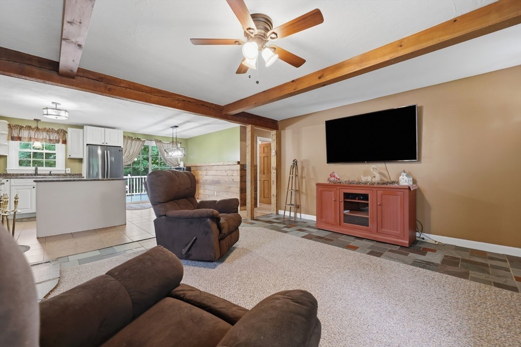 4 Olive Dr, Leominster, MA, 4 Olive Dr, Leominster, MA Photo #13