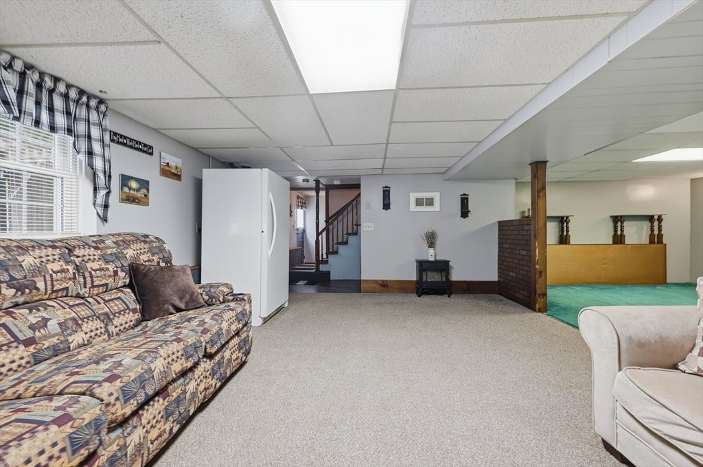 4 Olive Dr, Leominster, MA, 4 Olive Dr, Leominster, MA Photo #31