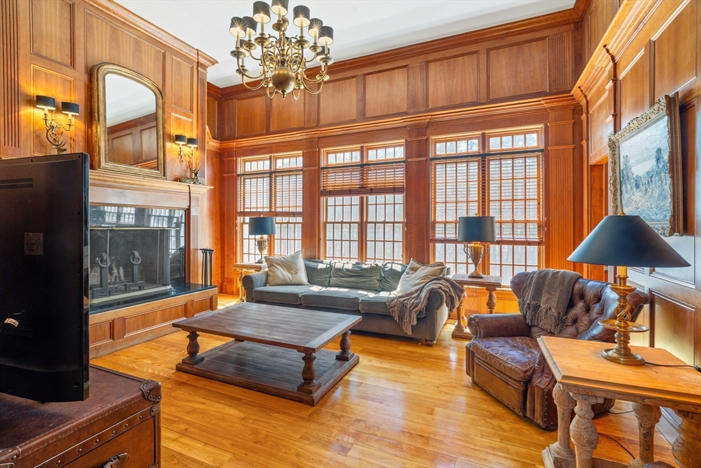 Medfield, Massachusetts 02052, United States, 5 Bedrooms Bedrooms, ,5 BathroomsBathrooms,Residential,Active,103098