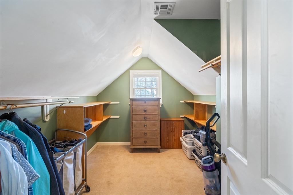 Medfield, Massachusetts 02052, United States, 5 Bedrooms Bedrooms, ,5 BathroomsBathrooms,Residential,Active,103098