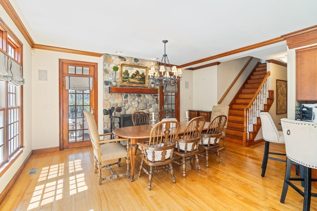 Medfield, Massachusetts 02052, United States, 5 Bedrooms Bedrooms, ,5 BathroomsBathrooms,Residential,Active,103098