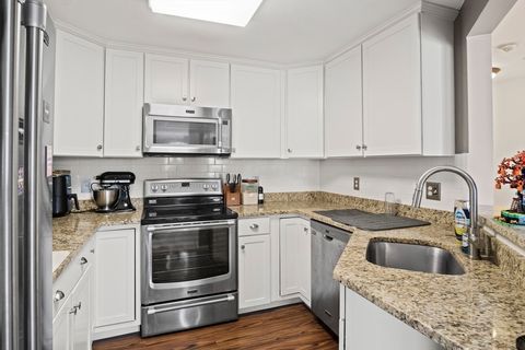 1 Riverview Blvd 8-207 Methuen MA 01844