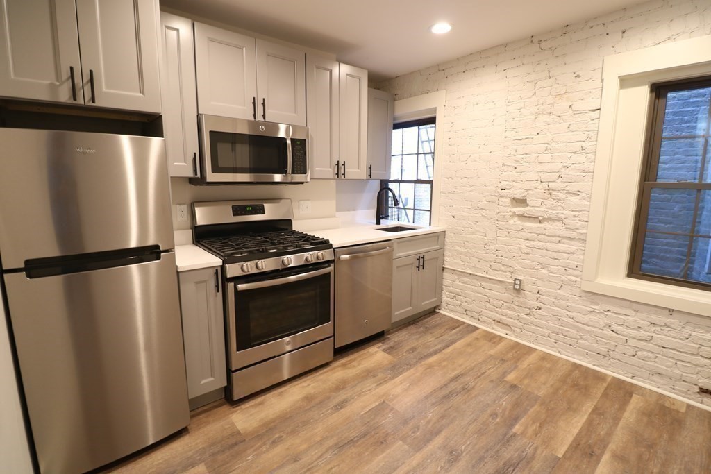 27 Charter Street 3