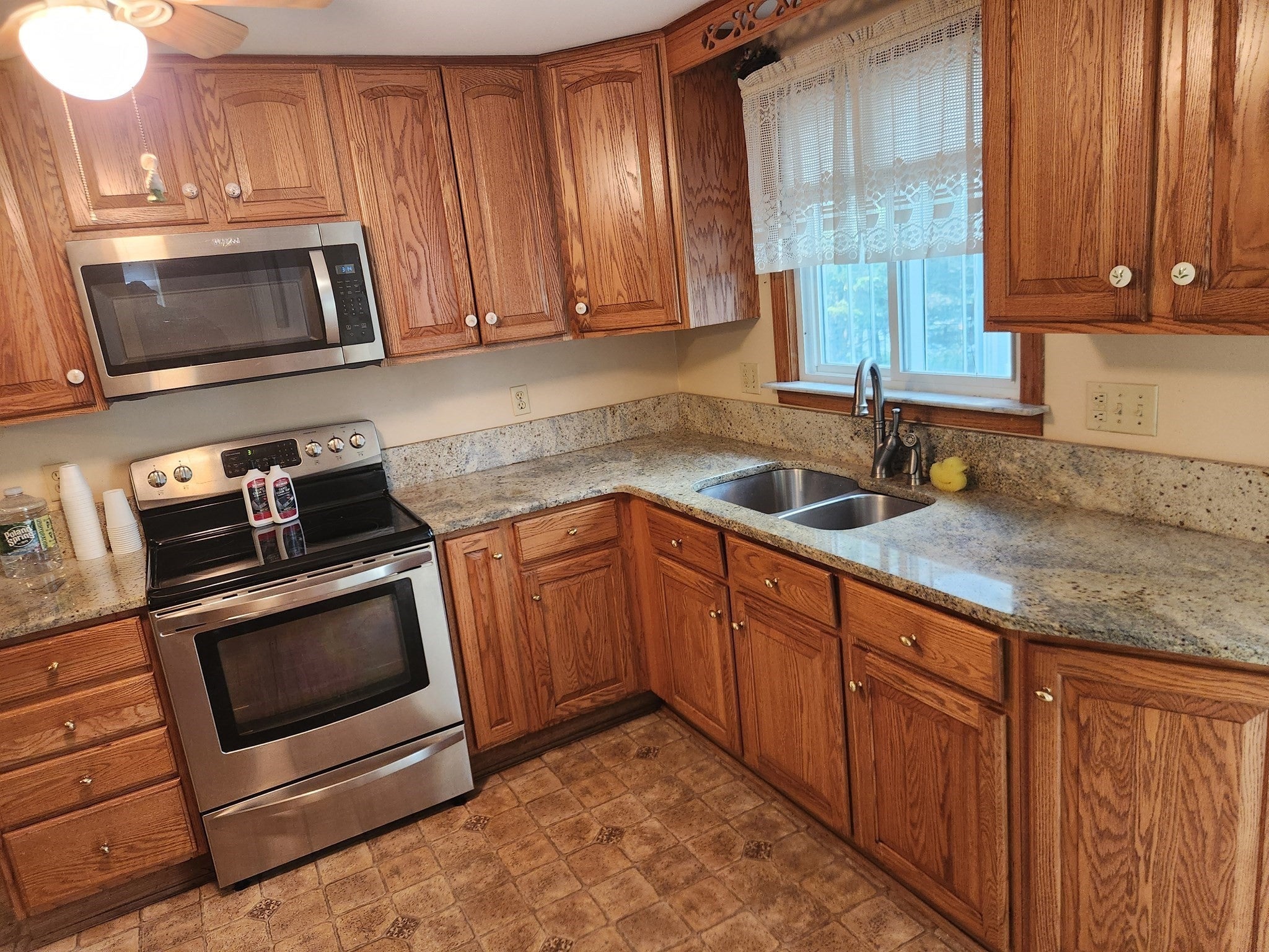 8 Nelson Park Drive, Worcester, MA, 8 Nelson Park Drive, Worcester, MA Photo #6