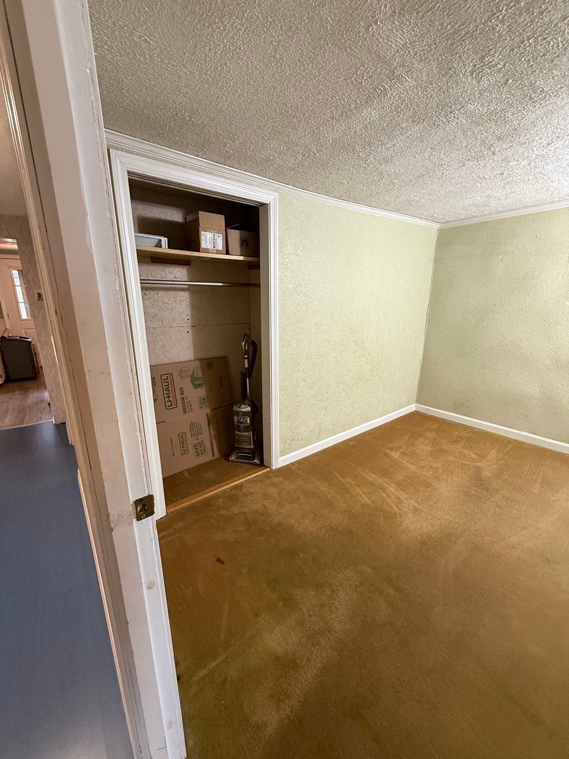 21 Freeman Ave, Webster, MA Photo #23