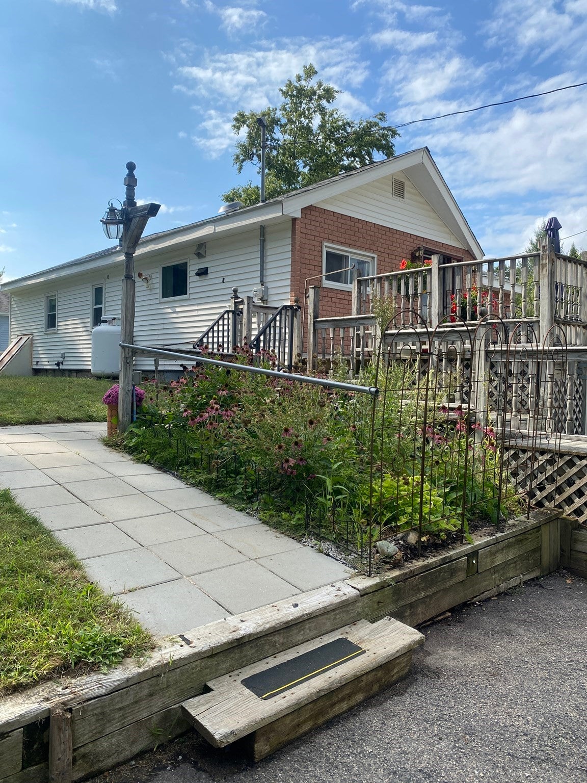 21 Freeman Ave, Webster, MA Photo #1