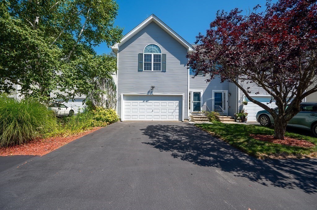 24 Meena Dr