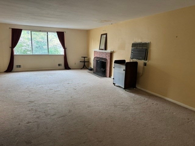 27 Claudette Cir, Framingham, MA Photo #7