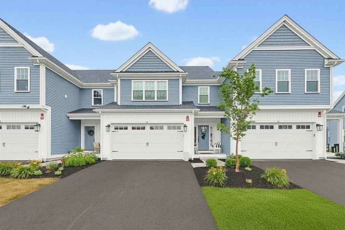 64 Palmetto Dr 64