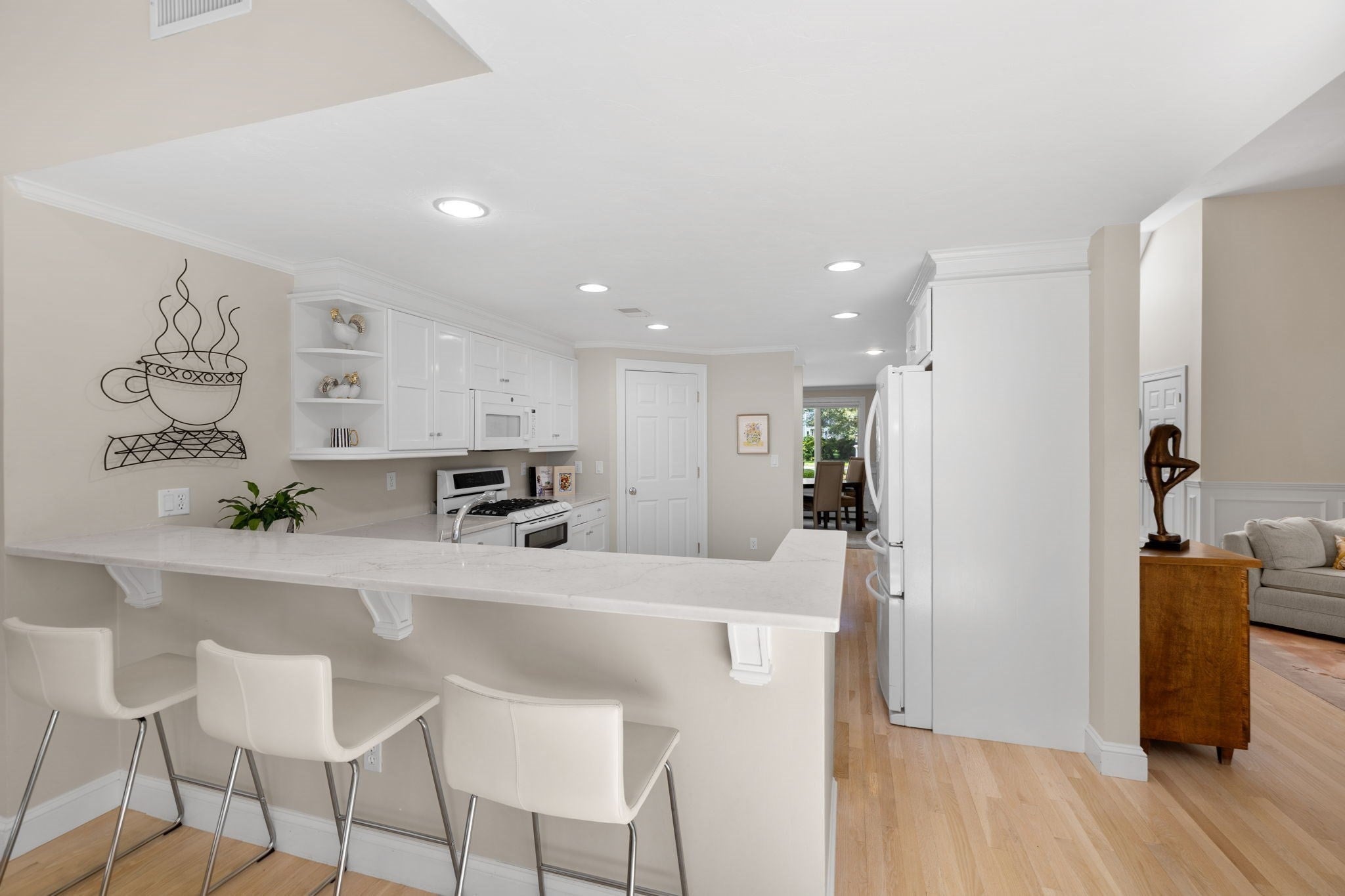 331 Falmouth Woods Rd, Falmouth, MA Photo #12