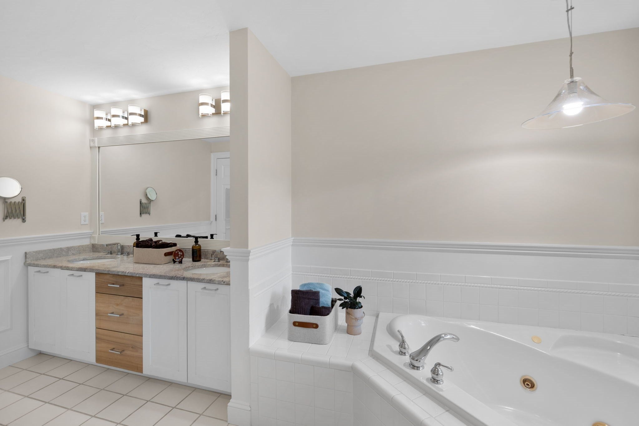 331 Falmouth Woods Rd, Falmouth, MA Photo #25