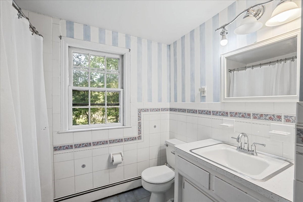 43 Chatham Rd, Norwood, MA Photo #29