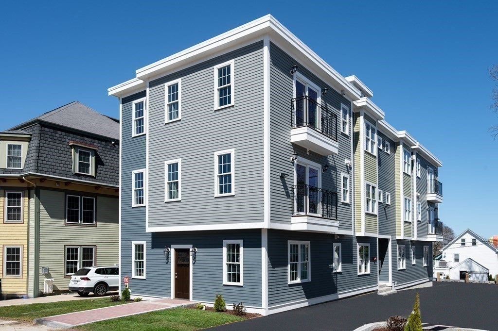 102 Neponset Ave #5, Boston, MA Photo #16
