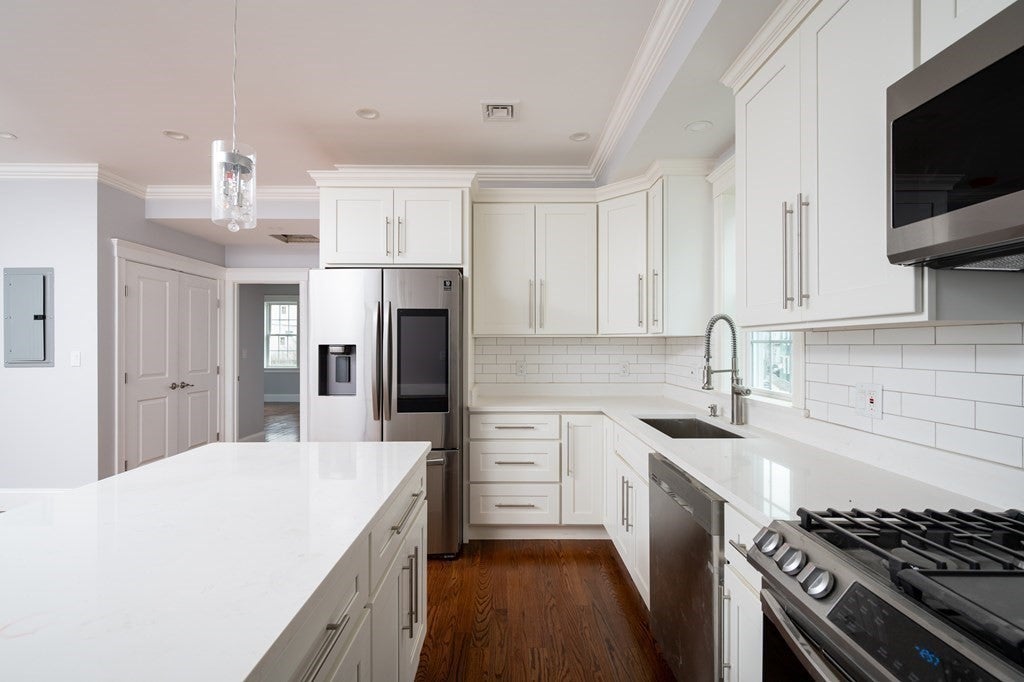 102 Neponset Ave #5, Boston, MA Photo #3