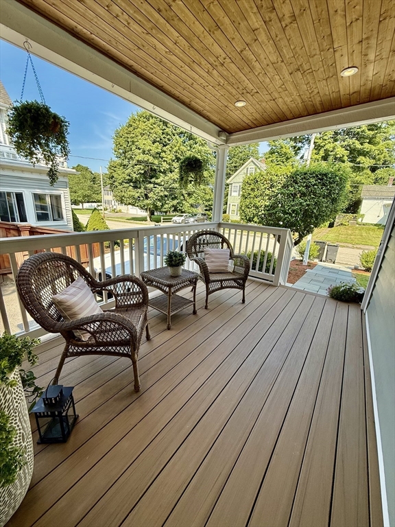 7 Bentwood St