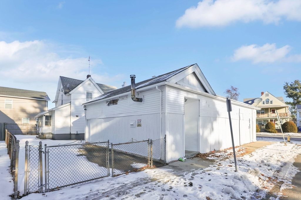 140-142 Dickinson St