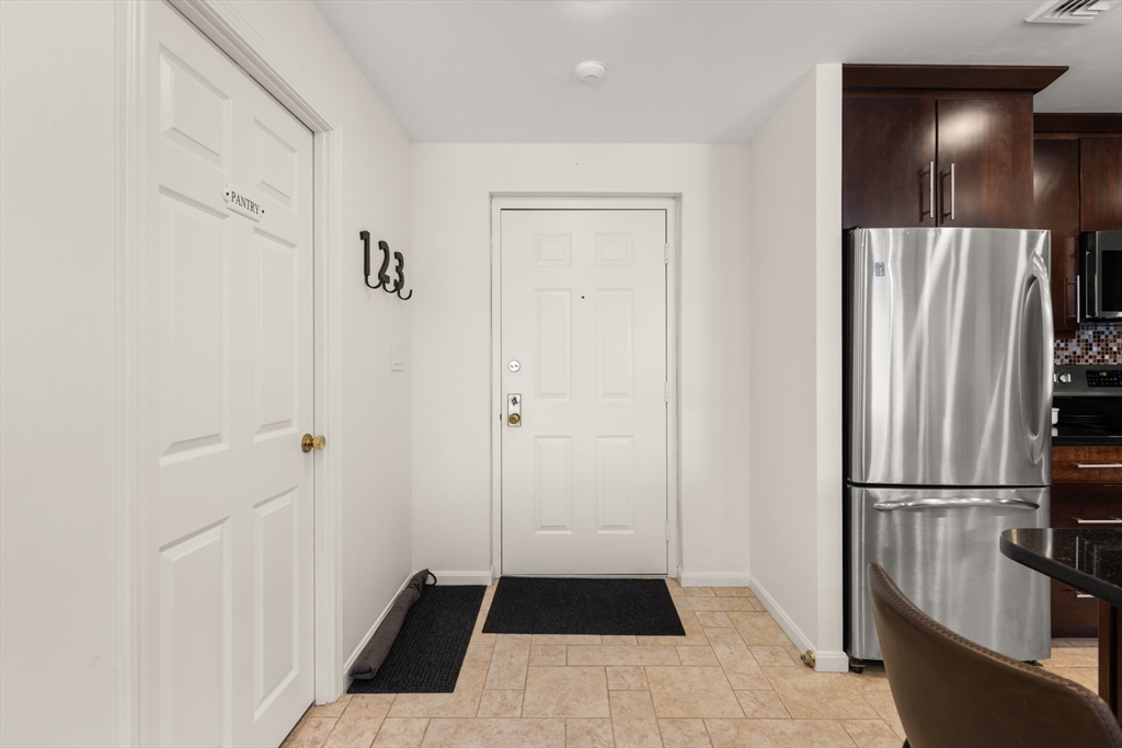 20 Central St 405