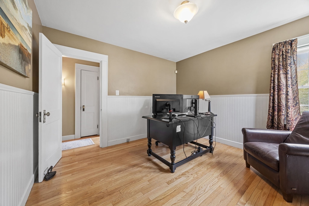 254 N Central St, East Bridgewater, MA Photo #18
