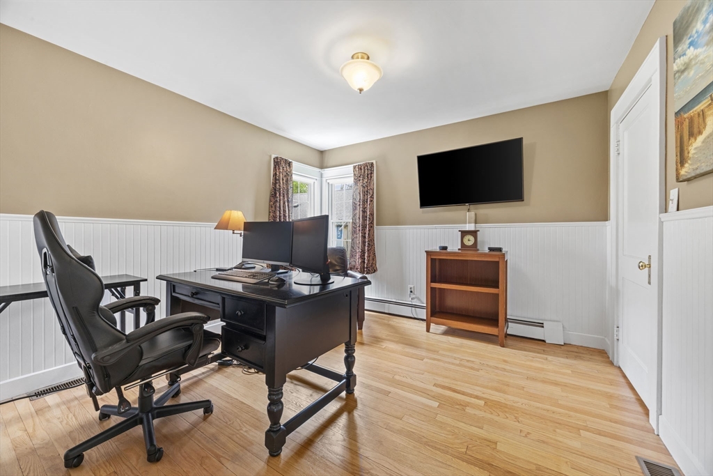 254 N Central St, East Bridgewater, MA Photo #17