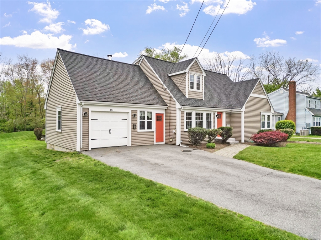 254 N Central St, East Bridgewater, MA Photo #3