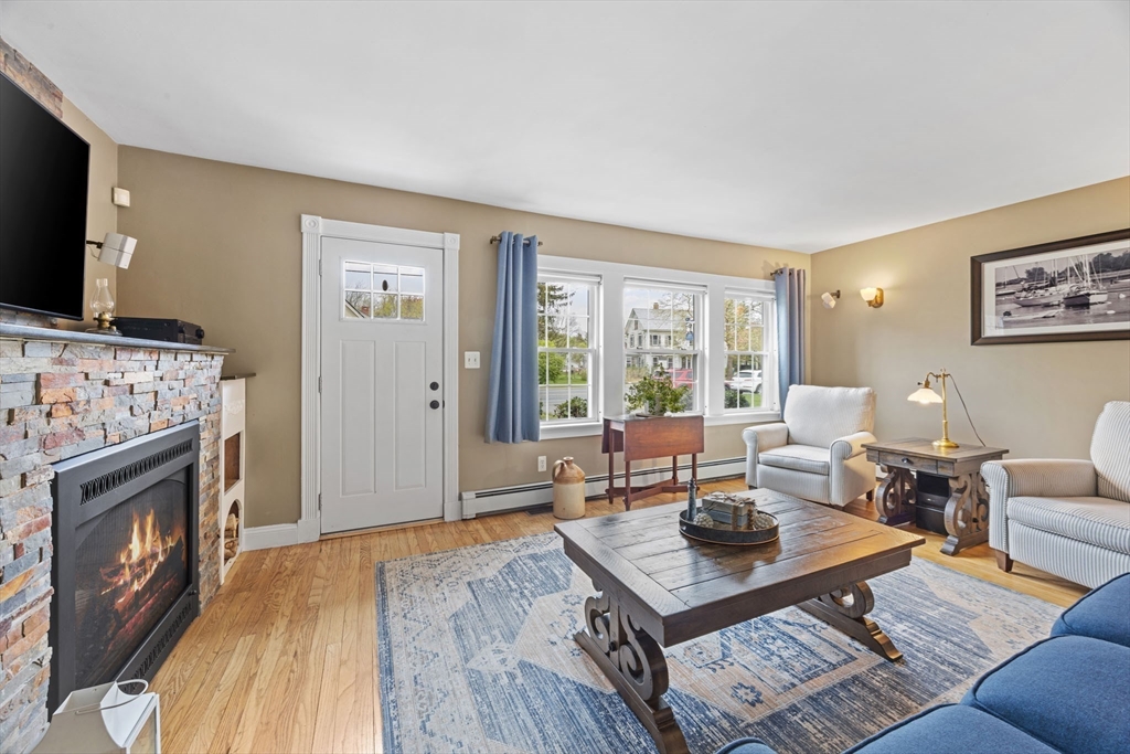 254 N Central St, East Bridgewater, MA Photo #7