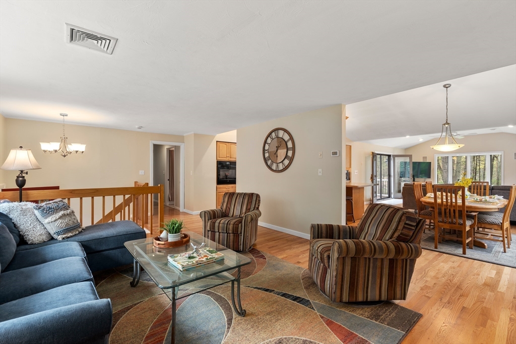 55 Saxony Drive, Sudbury, MA, 55 Saxony Drive, Sudbury, MA Photo #10