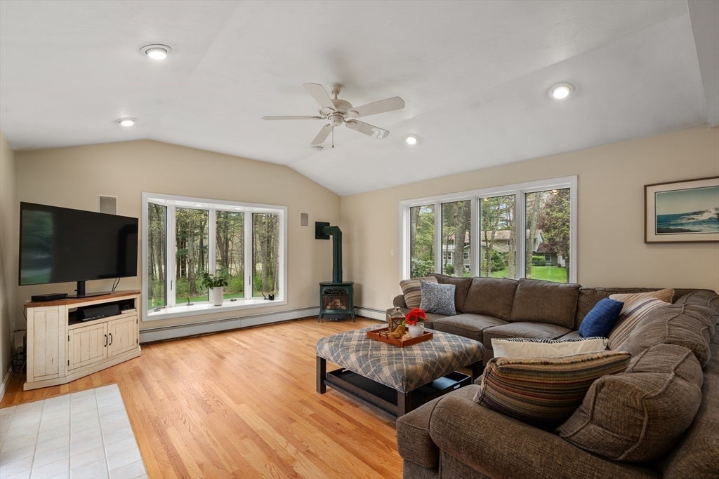 55 Saxony Drive, Sudbury, MA, 55 Saxony Drive, Sudbury, MA Photo #14